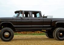 Unveiling the Legacy: The 1975 Ford F-350 Crew Cab Custom Dually 4x4