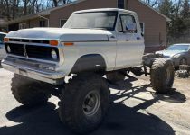 1977 Ford F250 Highboy 351 V8: Unveiling a Classic Icon
